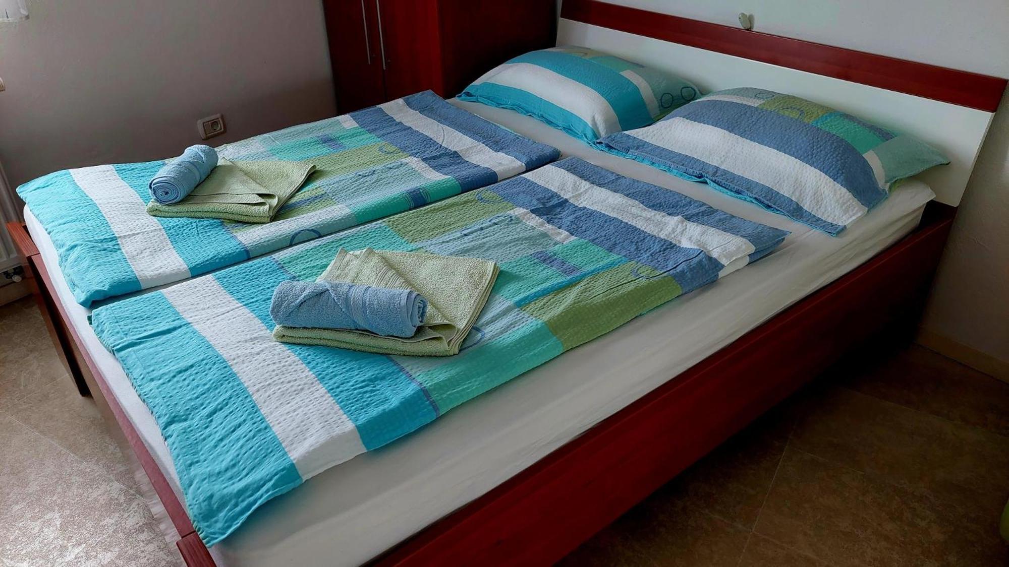 Apartments Krn Drezniske Ravne Екстер'єр фото