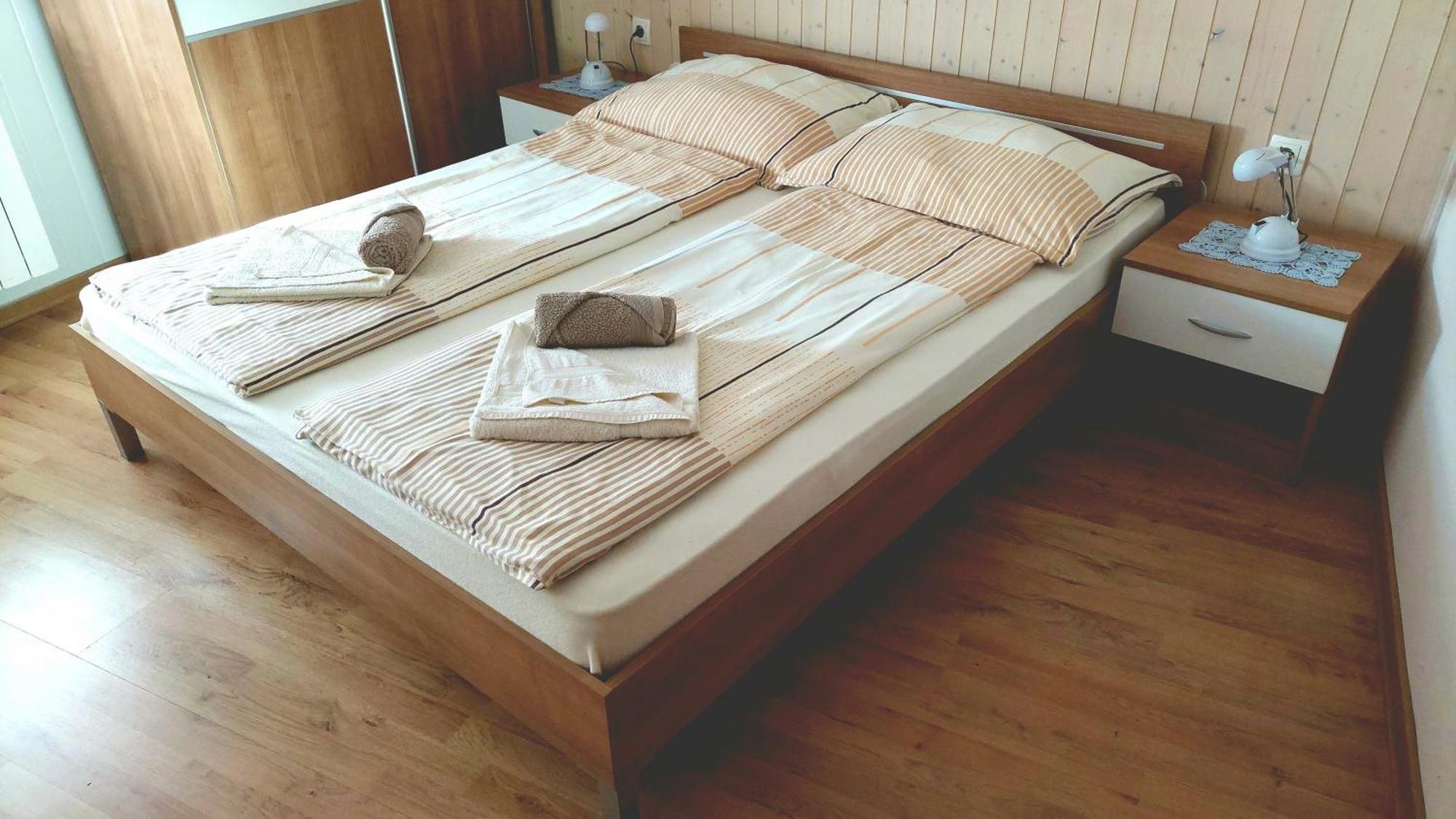 Apartments Krn Drezniske Ravne Екстер'єр фото
